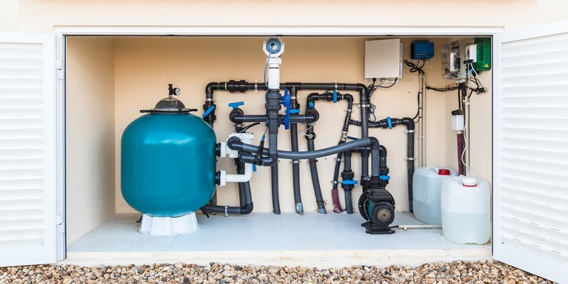 Quels équipements pour installer une piscine ?